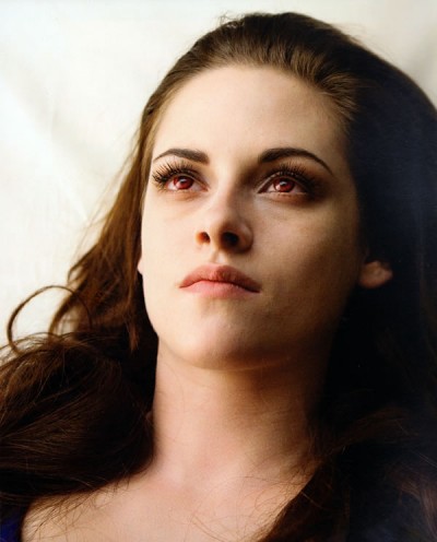 twilight-saga-breaking-dawn-part-2-bella-vampire